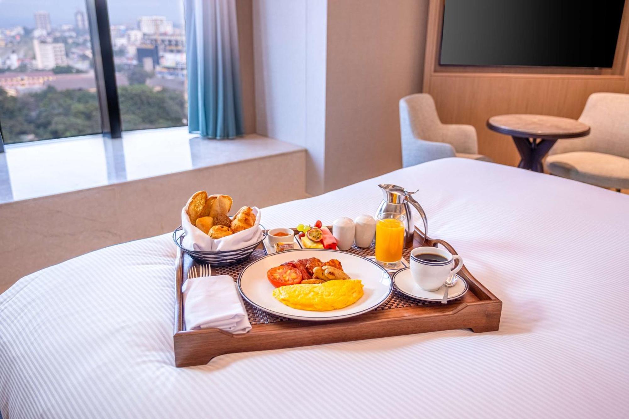 Hilton Kinshasa Hotel Ngoại thất bức ảnh