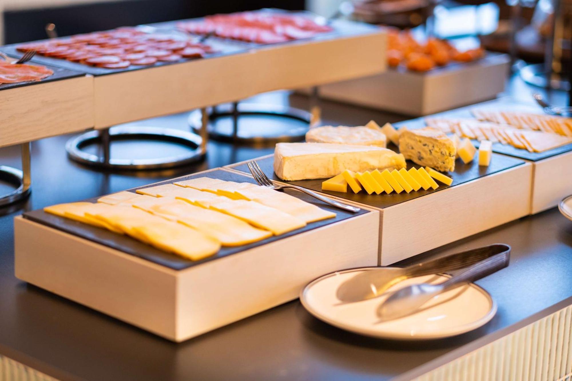 Hilton Kinshasa Hotel Ngoại thất bức ảnh