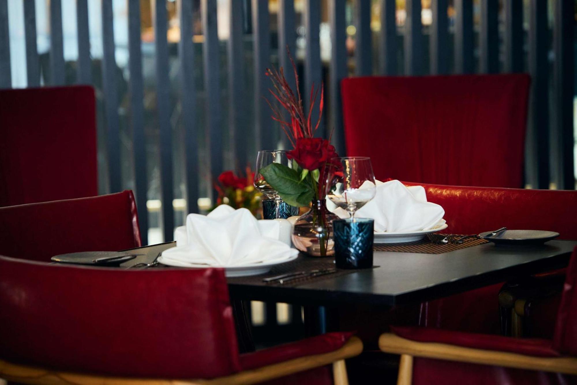 Hilton Kinshasa Hotel Ngoại thất bức ảnh